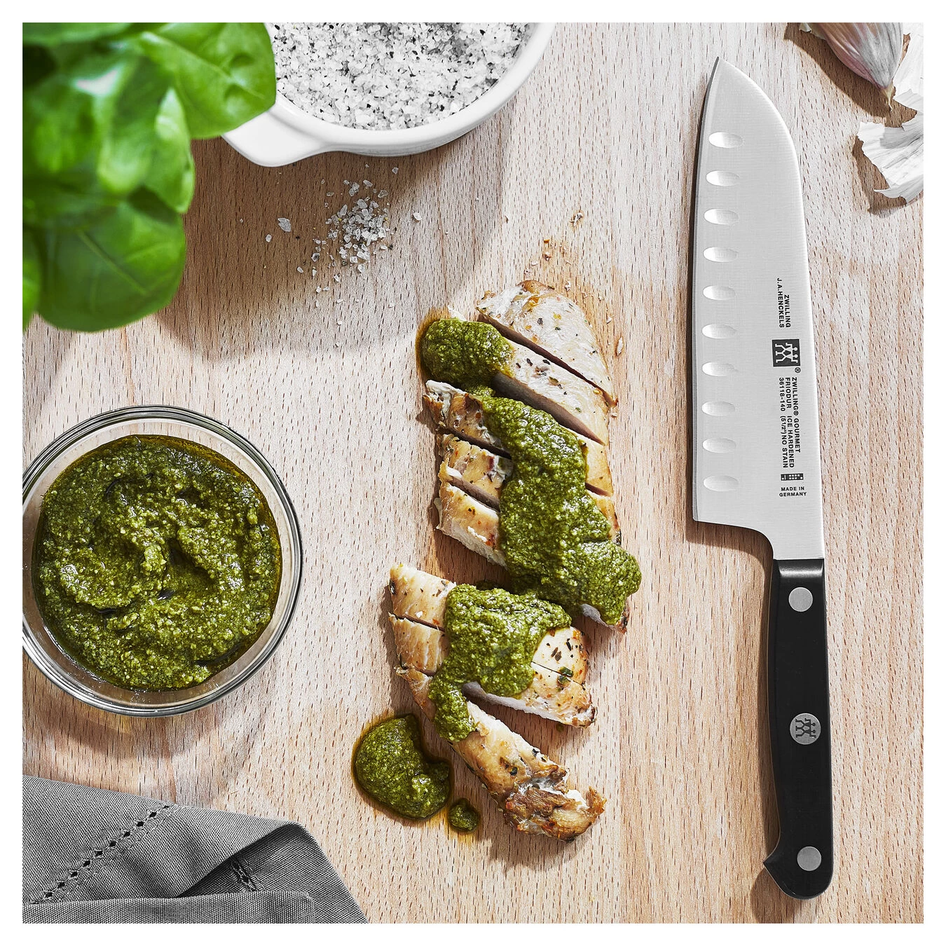 Zwilling Santokumesser 14 Cm, Kullenschliff 2 Zwilling Santokumesser 14 Cm, Kullenschliff – Bild 2